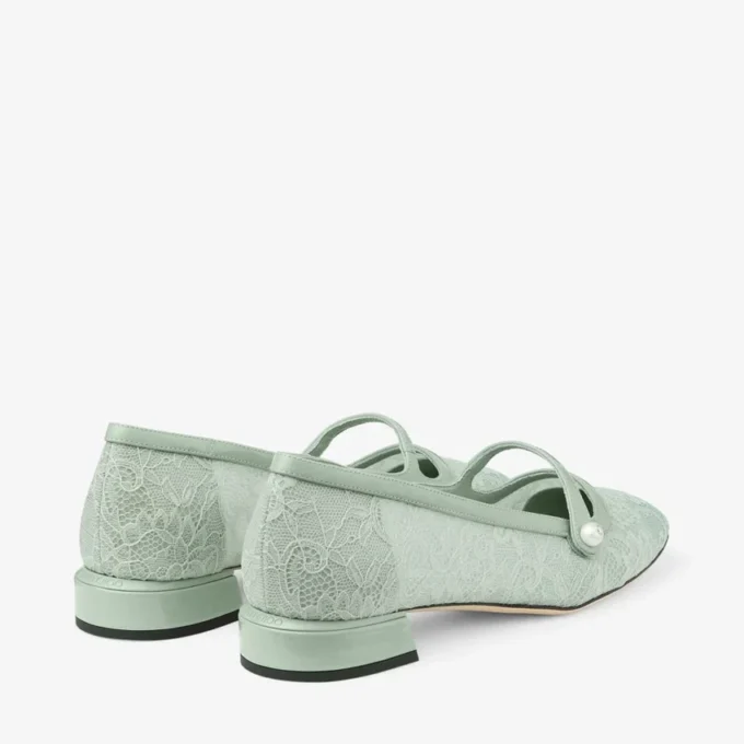 Bailarinas Elisa Verde de Jimmy Choo en cordón y piel spazzolato Bailarinas Elisa Verde de Jimmy Choo en cordón y piel spazzolato