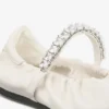 Bailarinas Jade de piel napa suave color latte con tiras de cristales