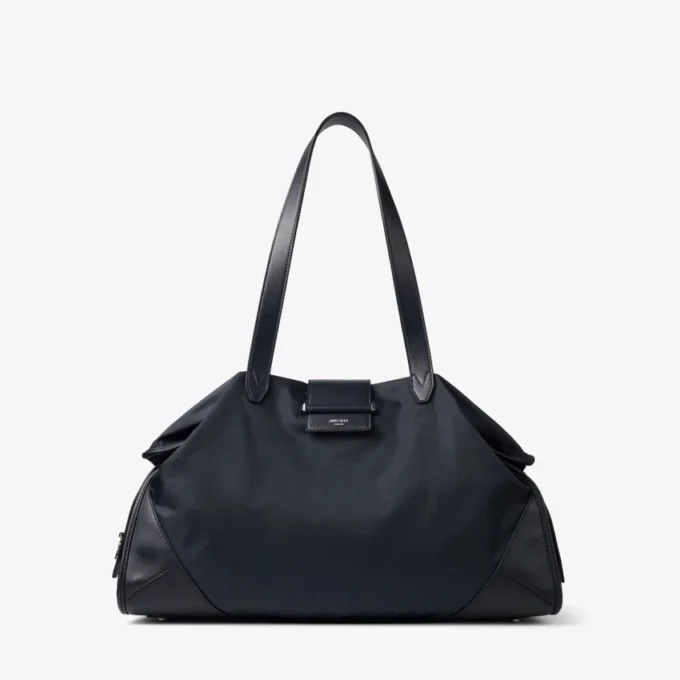 Bar Holdall: bolso de viaje grande de nailon marino con ribetes de piel de becerro lisa Bar Holdall: bolso de viaje grande de nailon marino con ribetes de piel de becerro lisa