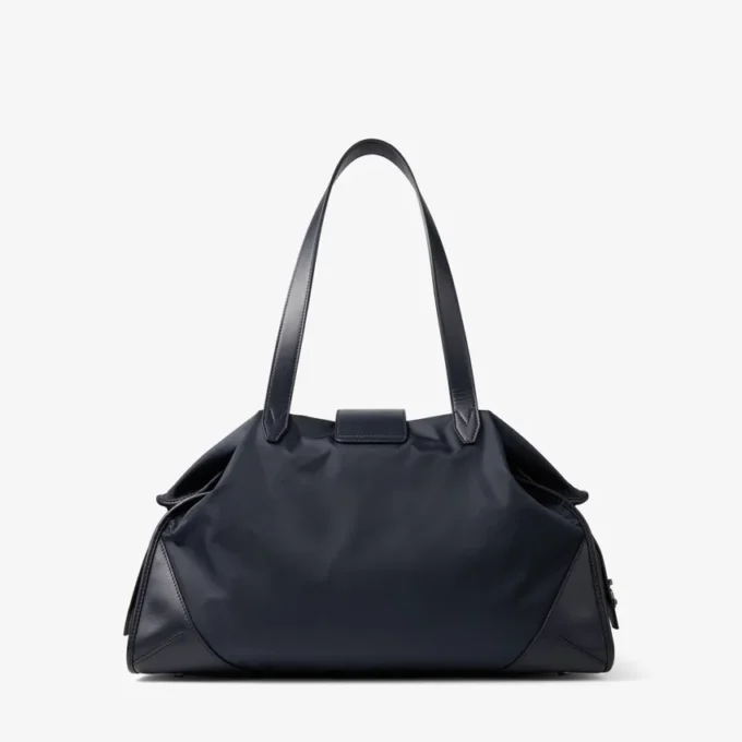 Bar Holdall: bolso de viaje grande de nailon marino con ribetes de piel de becerro lisa Bar Holdall: bolso de viaje grande de nailon marino con ribetes de piel de becerro lisa