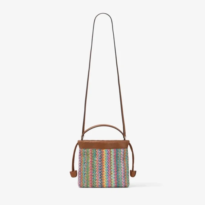 Bolsa con cordón y asa superior Bolsa con cordón de rafia multicolor y marrón claro con diseño en zigzag y ribetes de cuero Bolsa con cordón y asa superior Bolsa con cordón de rafia multicolor y marrón claro con diseño en zigzag y ribetes de cuero