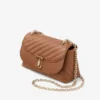 Bolso bandolera Curve pequeño de cuero Biker acolchado color tostado Bolso bandolera Curve pequeño de cuero Biker acolchado color tostado