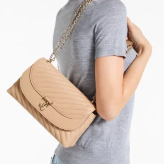 Bolso bandolera mediano Curve en piel Biker acolchada Chai