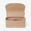 Bolso bandolera mediano Curve en piel Biker acolchada Chai