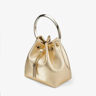 Bolso Bon Bon de napa metalizada dorada con asa metálica
