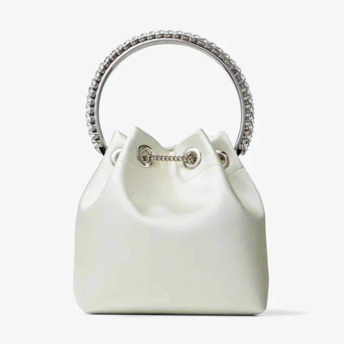 Bolso Bon Bon de satén marfil con asa de cristal
