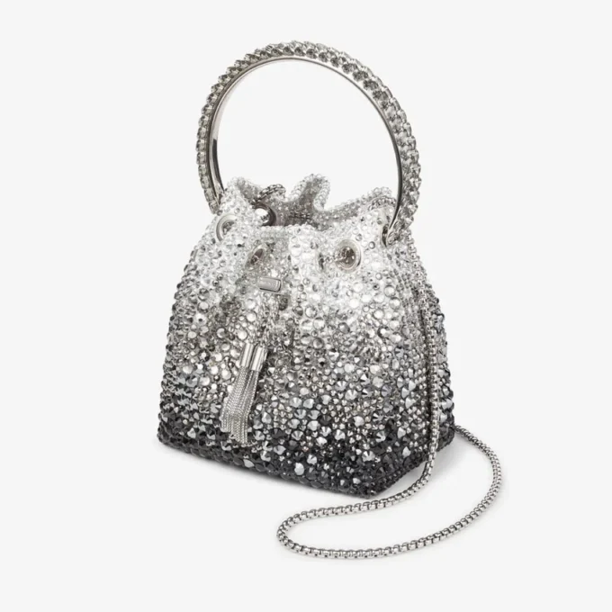 Bolso Bon Bon de satén negro con cristales Bolso Bon Bon de satén negro con cristales