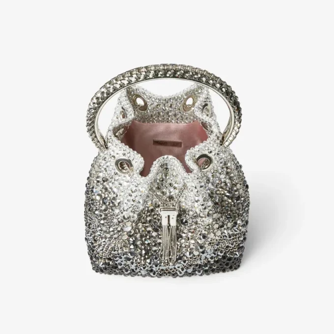 Bolso Bon Bon de satén negro con cristales Bolso Bon Bon de satén negro con cristales
