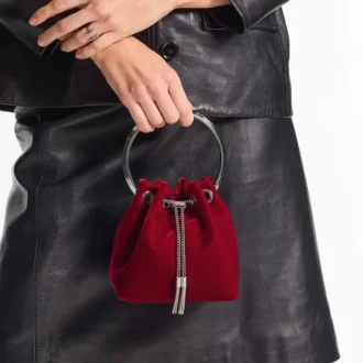 bolso bon bon de terciopelo rojo rub 2 330x330 - Bolso Bon Bon de terciopelo rojo rub&iacute;