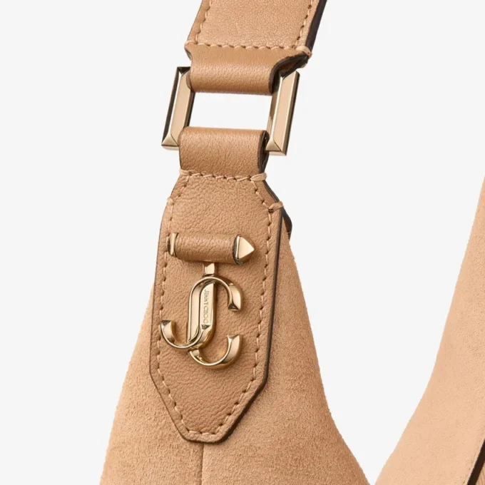 Bolso de hombro Bar Hobo M de ante color toffee con ribetes de cuero Biker
