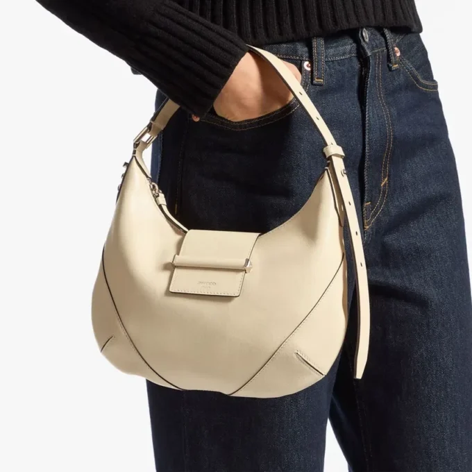 Bolso de hombro Bar Hobo Small Buttermilk de piel Biker