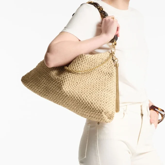 Bolso de hombro Callie Maxi de rafia natural y color café con correa desmontable de piel napa trenzada Bolso de hombro Callie Maxi de rafia natural y color café con correa desmontable de piel napa trenzada