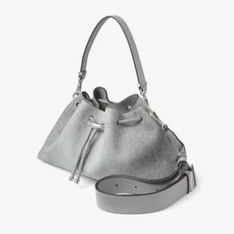 Bolso de hombro Cinch mediano en denim de ante color paloma y piel de becerro lisa
