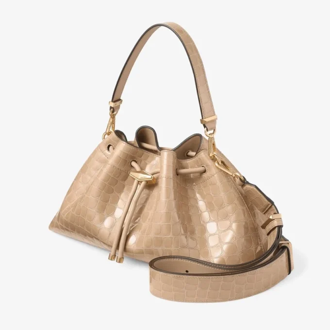Bolso de hombro Cinch mediano en piel con relieve de cocodrilo brillante