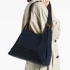 Bolso de hombro Diamond Hobo mediano de ante azul marino Bolso de hombro Diamond Hobo mediano de ante azul marino