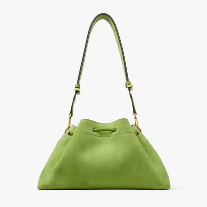 Bolso de hombro mediano Cinch de ante color trébol con correa trenzada de cuentas