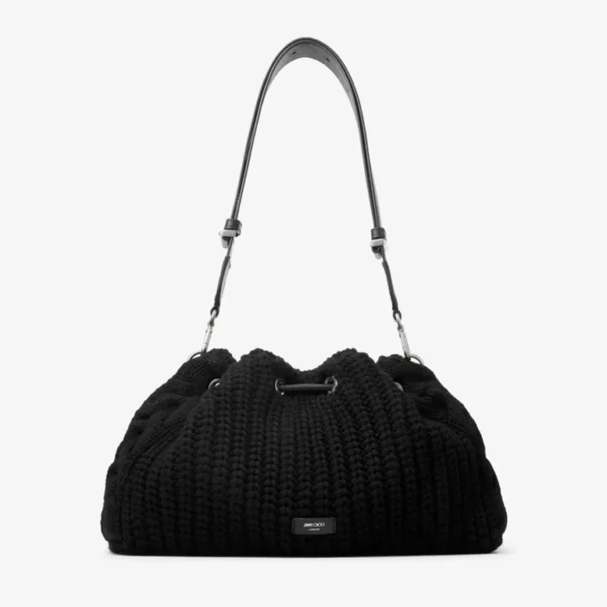 Bolso de hombro mediano Cinch de lana tejida en negro Bolso de hombro mediano Cinch de lana tejida en negro