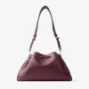 Bolso de hombro mediano Cinch de piel granate Bolso de hombro mediano Cinch de piel granate