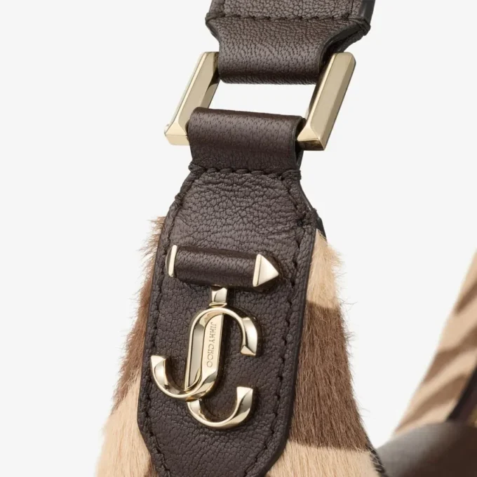 Bolso de hombro pequeño tipo hobo con barra, de piel de potro con estampado de cebra natural