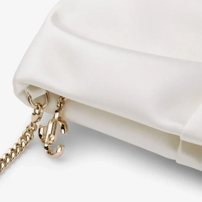 Bolso de mano Bonny Clutch en satén marfil Bolso de mano Bonny Clutch en satén marfil