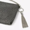 Bolso de mano Callie en ante con motivo de diamantes y cristales Hotfix en negro