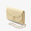 Bolso de mano Curve Bolso de mano de cuero Biker acolchado en color Buttermilk