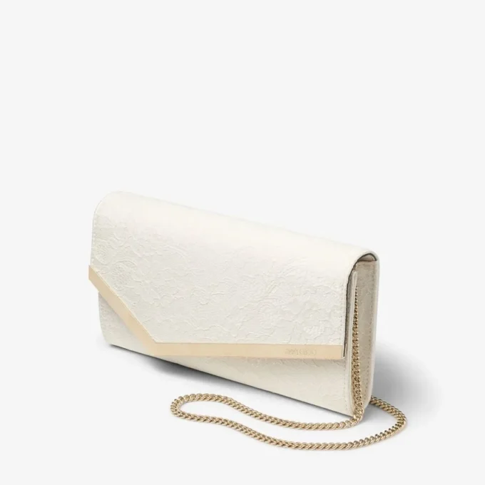 Bolso de mano Emmie de encaje de jimmy choo en color marfil Bolso de mano Emmie de encaje de jimmy choo en color marfil