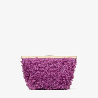 Bolso de mano Ganache de satén violeta orquídea con bordado de pétalos