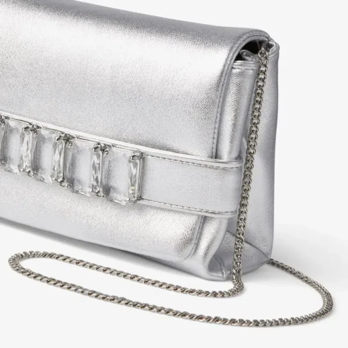 Bolso de mano Kya de piel napa metalizada plateada Bolso de mano Kya de piel napa metalizada plateada