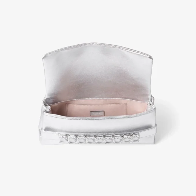 Bolso de mano Kya de piel napa metalizada plateada Bolso de mano Kya de piel napa metalizada plateada