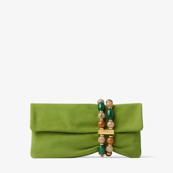 Bolso de mano Zandra de ante color trébol con pulsera de cuentas Bolso de mano Zandra de ante color trébol con pulsera de cuentas