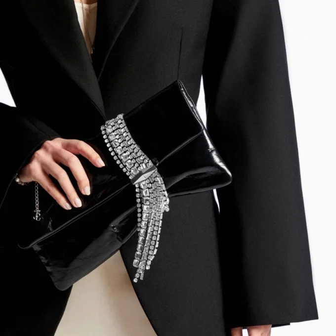 Bolso de mano Zandra de piel metalizada vintage negra Bolso de mano Zandra de piel metalizada vintage negra