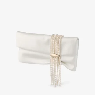 Bolso de mano Zandra de satén marfil