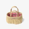 Bolso de playa East-West Mini Bolso de playa mini de rafia tejida en color natural y dorado claro con flecos