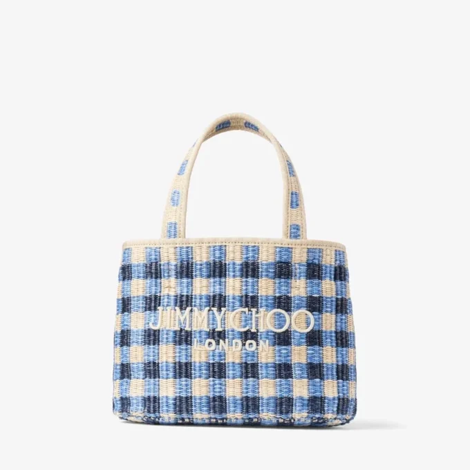 Bolso de playa tipo tote East-West Mini de rafia en mezcla de azul marino y estampado de cuadros vichy en color crudo Bolso de playa tipo tote East-West Mini de rafia en mezcla de azul marino y estampado de cuadros vichy en color crudo