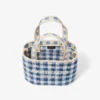 Bolso de playa tipo tote East-West Mini de rafia en mezcla de azul marino y estampado de cuadros vichy en color crudo Bolso de playa tipo tote East-West Mini de rafia en mezcla de azul marino y estampado de cuadros vichy en color crudo
