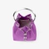 Bolso de satén Bon Bon en violeta orquídea con asa tipo pulsera metálica