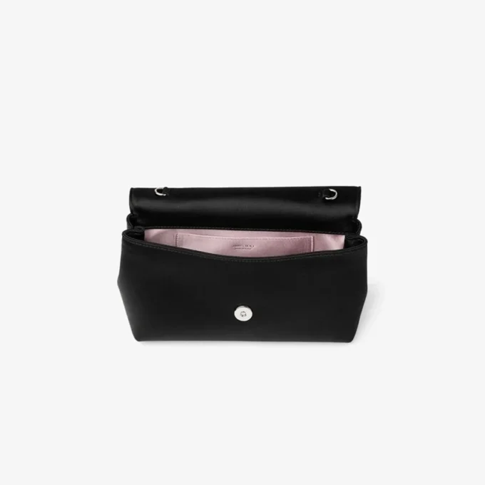 Bolso mini con lazo suave Bolso mini de satén negro con lazo de cristal