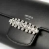 Bolso mini de hombro Bing Wallet Chain de piel negra con pieza de cristal