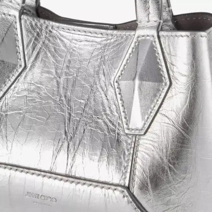 Bolso mini Diamond Tote de piel metalizada vintage plateada Bolso mini Diamond Tote de piel metalizada vintage plateada