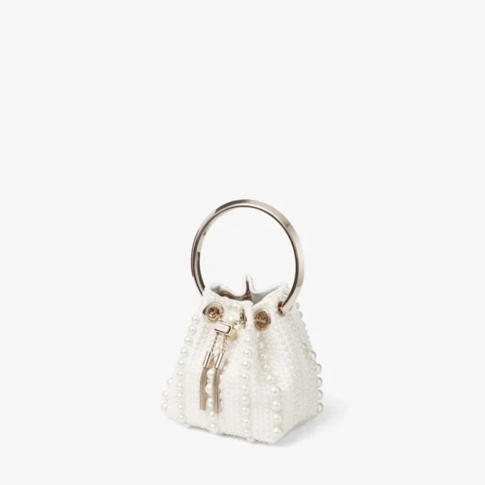 Bolso mini Micro Bon Bon de satén marfil con perlas por toda la superficie Bolso mini Micro Bon Bon de satén marfil con perlas por toda la superficie