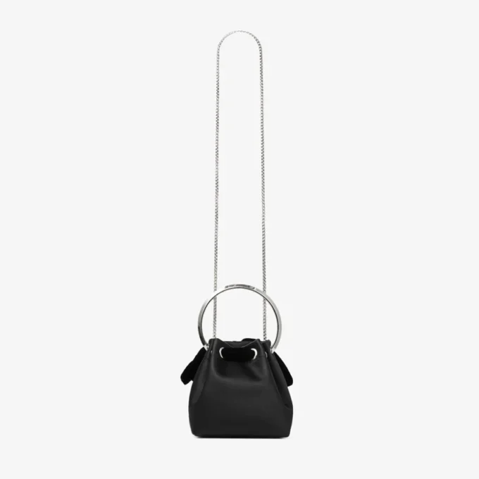 Bolso tipo cubo Bon Bon de satén negro con lazo de terciopelo Bolso tipo cubo Bon Bon de satén negro con lazo de terciopelo