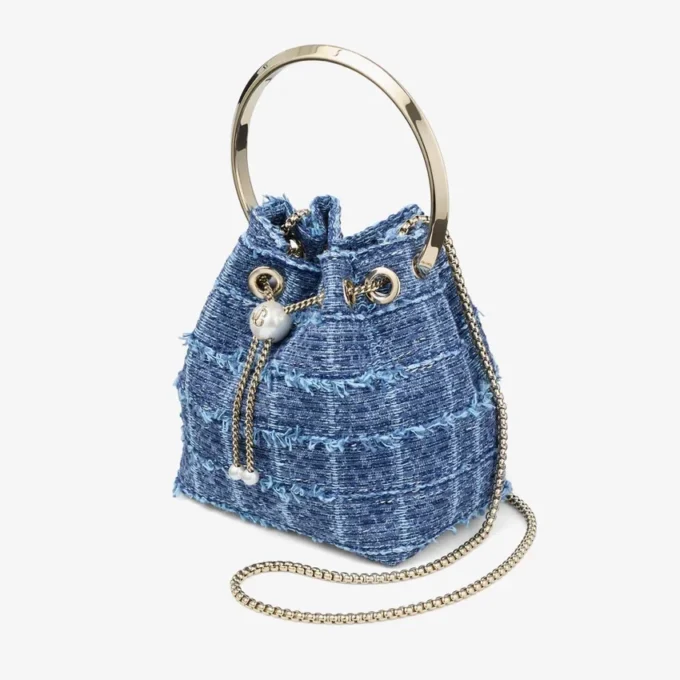 Bolso tipo cubo Bon Bon de tejido vaquero con diseño entrecruzado Bolso tipo cubo Bon Bon de tejido vaquero con diseño entrecruzado
