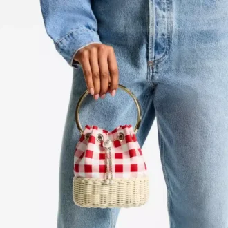 Bolso tipo cubo Bon Bon de tela de algodón a cuadros vichy rojo rubí y mimbre