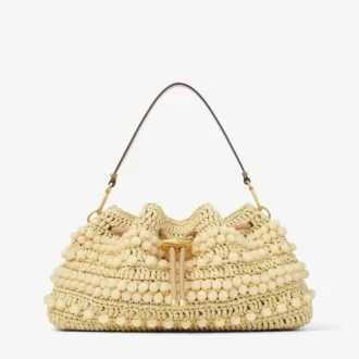 Bolso tipo cubo Cinch mediano de rafia con cuentas en tonos natural y capuchino y piel de becerro lisa