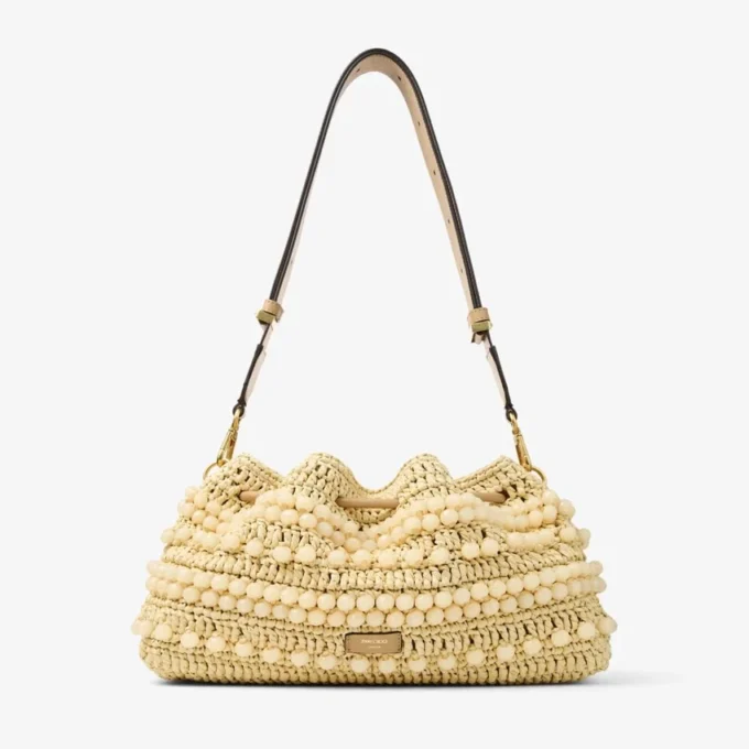 Bolso tipo cubo Cinch mediano de rafia con cuentas en tonos natural y capuchino y piel de becerro lisa