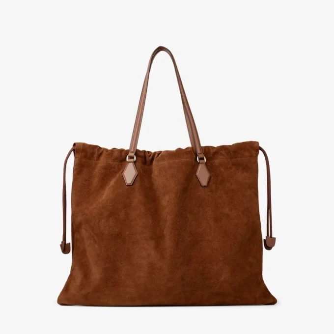 Bolso tote grande con cordón, de ante marrón claro y piel de becerro lisa, con el logotipo de jimmy choo