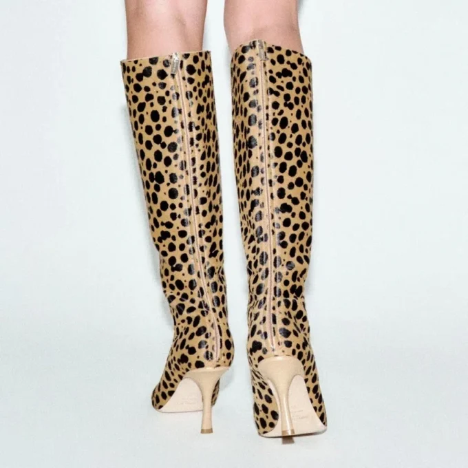 Botas altas Gloria 85 de piel de potro con estampado de leopardo natural