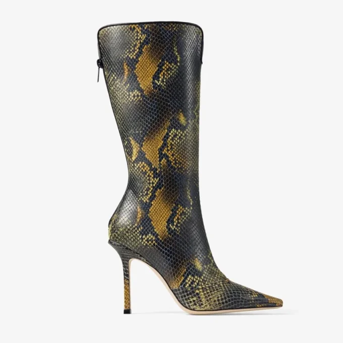 Botas de piel con estampado de pitón hasta la rodilla Botas de piel con estampado de pitón hasta la rodilla