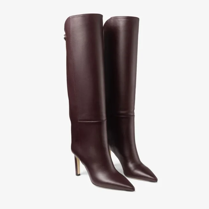 Botas hasta la rodilla Alizze 85 en color merlot oscuro, de piel lisa Botas hasta la rodilla Alizze 85 en color merlot oscuro, de piel lisa